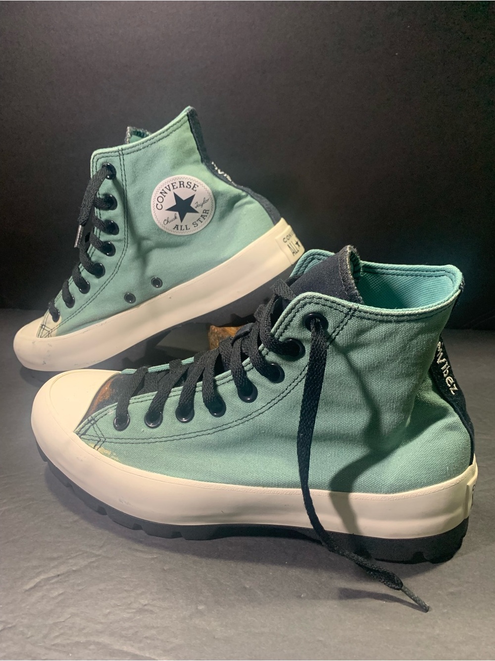 Converse Chuck Taylors Women's Platform High Top Sneakers Size -10